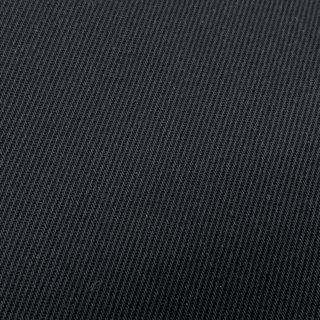 生地 【 KUROKI セルヴィッチデニム 黒 21オンス 巾82cm 】 一反 巻き売り デニム ブラックデニム 綿100% コットン エプロン キャップ バッグ スマホケース シューズ ワンピース レディース メンズ 一反販売 大容量 厚手 厚め ジーンズ ジージャン Textile World TOA