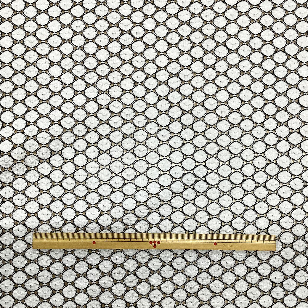 生地【ポリエステルラッセルレース #12】刺繍生地 レース生地 ドット 水玉 布地 幾何学模様 春生地 レース刺繍 チュール ブラック シンプル 薄手生地 薄い生地 可愛い 白色 ホワイト 黒 衣装生地 ゴスロリ レースカーテン キッチンカーテン トイレカーテン Textile World TOA