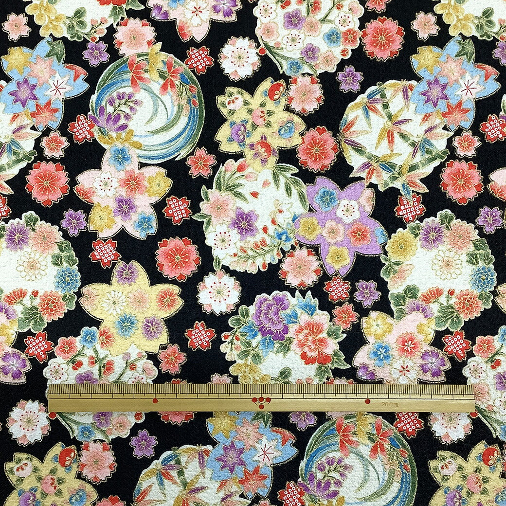 生地【 和柄プリント 花手鞠 2色 】桜 梅 菊 紅葉 手毬 ちりめん生地 浴衣生地 和風生地 110cm巾 綿100% 和装 着物 浴衣 巾着 バッグ 和装小物 髪飾り 衣装 婚礼 袱紗 足袋入れ パッチワーク ハンドメイド 手芸 日本製 布 布地 Textile World TOA