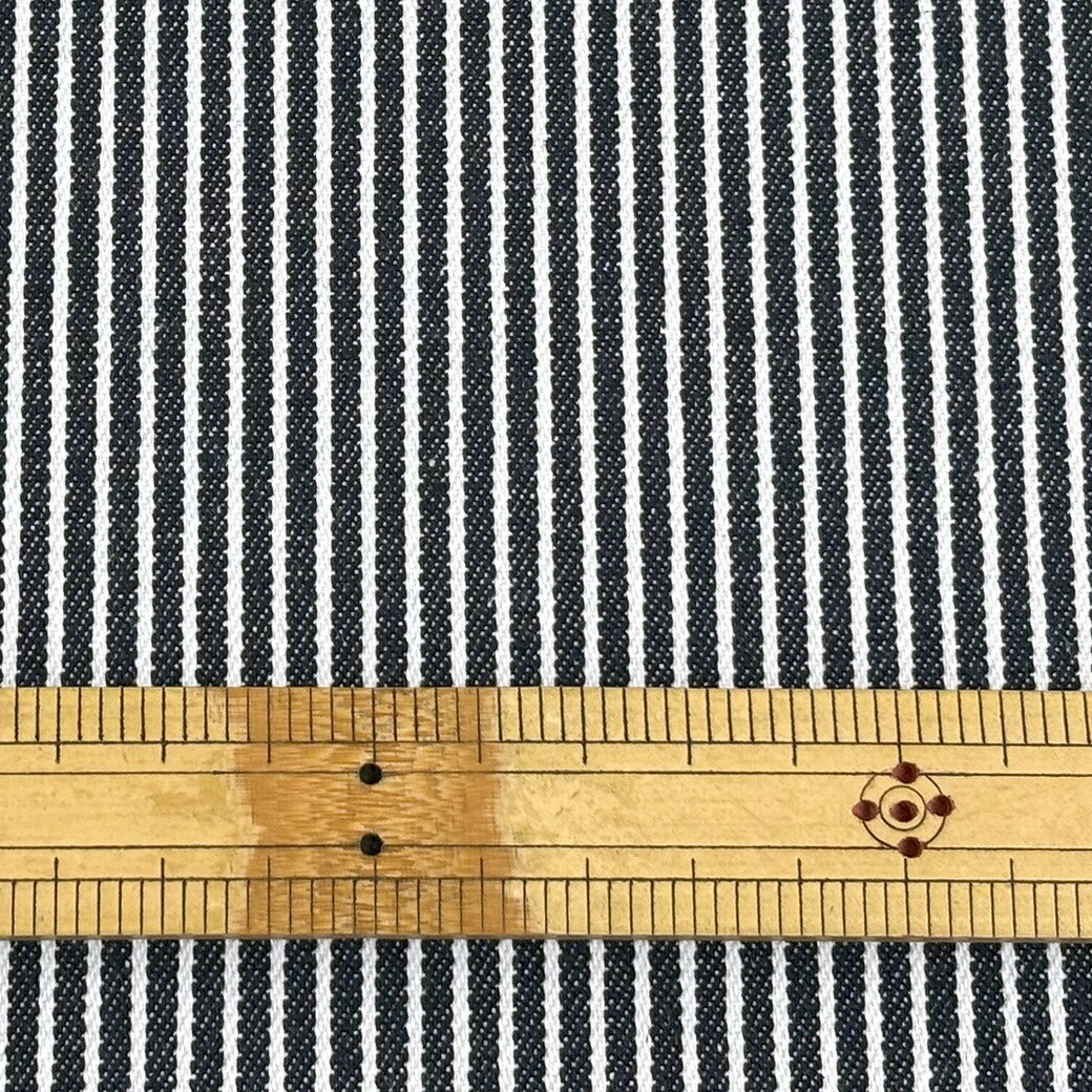 生地 【 ヒッコリーデニム ネイビー 】 デニム デニム生地 デニム布地 ストライプ しましま ボーダー コットン 綿 綿素材 綿100% パンツ オーバーオール スカート ワンピース ハンドメイド 手作り 手芸 バッグ ポーチ 子供服 インテリア雑貨 denim Textile World TOA