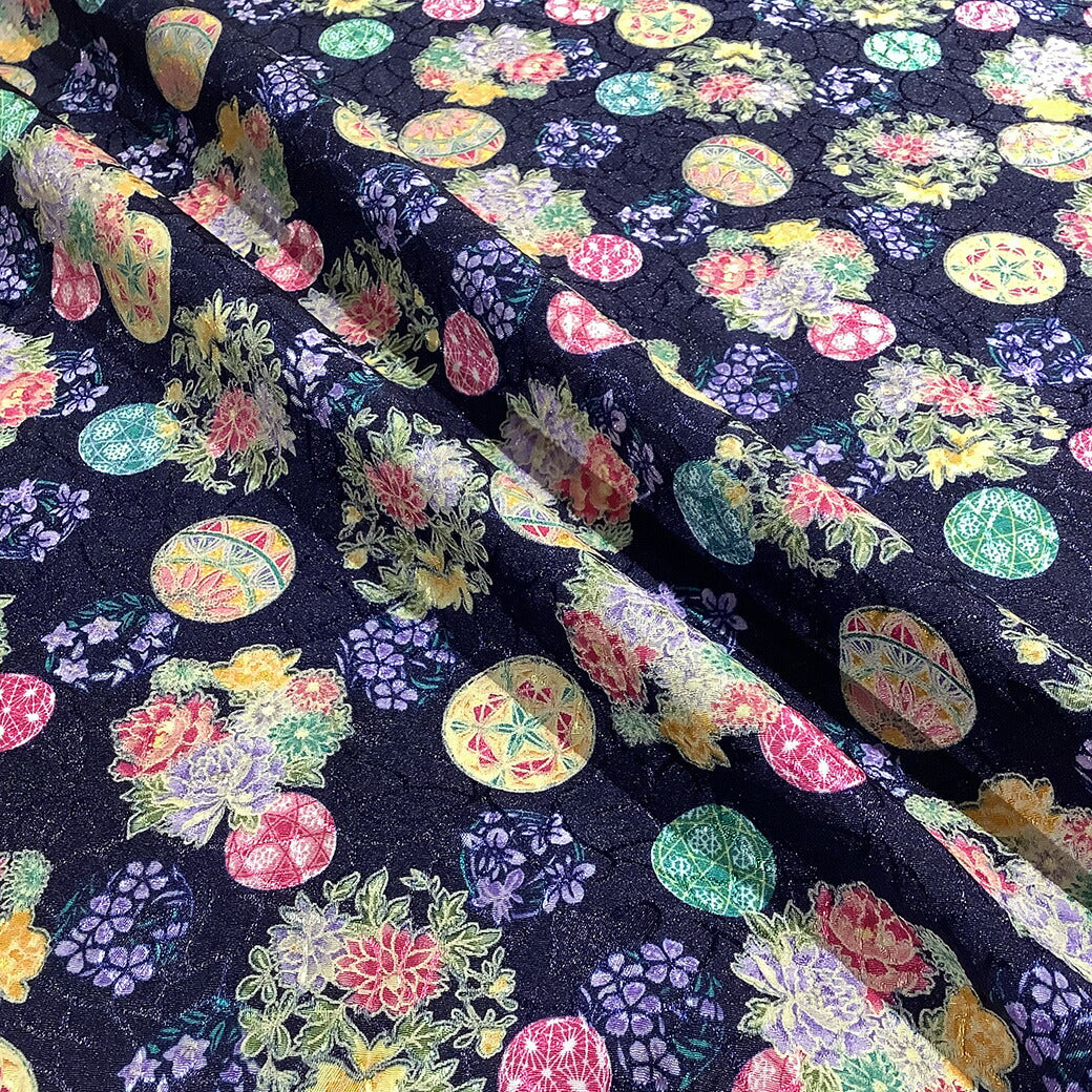 生地 【 ちりめんジャガード 手毬 紺 】 ちりめん ちりめん生地 和柄 和柄生地 和布 ジャガード 手鞠 てまり 手毬柄 あやめ 牡丹 菊 光沢 和雑貨 袱紗入れ 袱紗ケース 半襟 浴衣 ヘアアクセサリー 和小物 かわいい