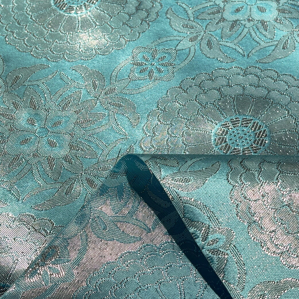 生地 【 金襴 シルバー×水色 】 金襴生地 二釜菊丸 七宝文 花菱 和柄 布 和風生地 京都西陣織 よさこい 金襴布 金襴 きんらん 仏具 座布団 つまみ細工 人形衣装 能衣装 袈裟 表装 掛け軸 クッションカバー におい袋