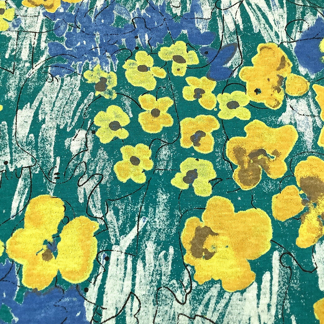 生地【 水彩画ニット天竺 花柄 】スウェット生地 ニット生地 春生地 花柄 天竺ニット 布地 コットン 綿100% 定番素材 衣装 ハンドメイド 手芸 シンプル 定番生地 Tシャツ パンツ ベビーウェア 犬服 秋冬 薄手 カッ
