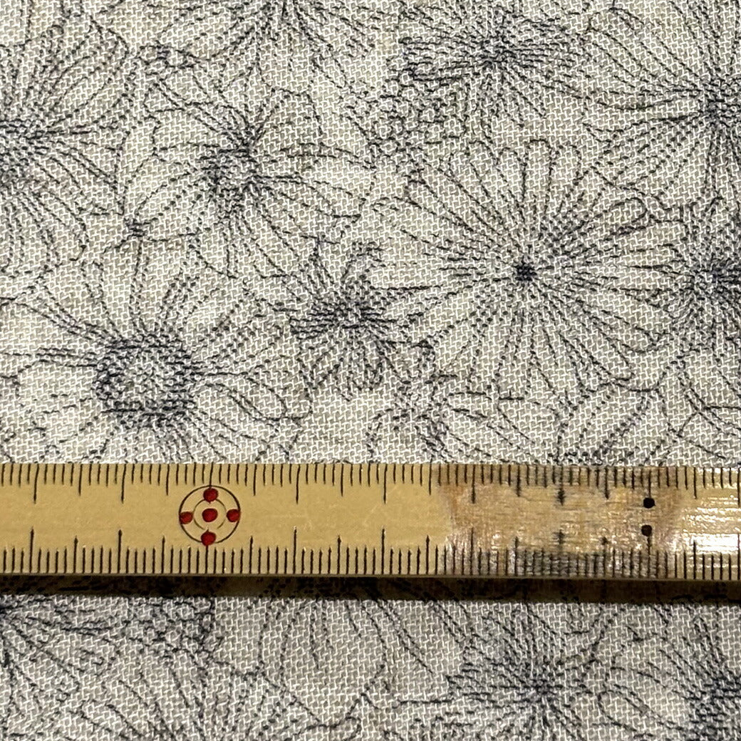 生地 【 ボタニカルフラワー 生成 】 リネンブレンドプリント リネンレーヨン 麻レーヨン 110cm巾 花柄 フラワー柄 植物柄 草花 服地 衣料 バッグ ポーチ 巾着 クッションカバー カーテン インテリア 雑貨 ハンドメ