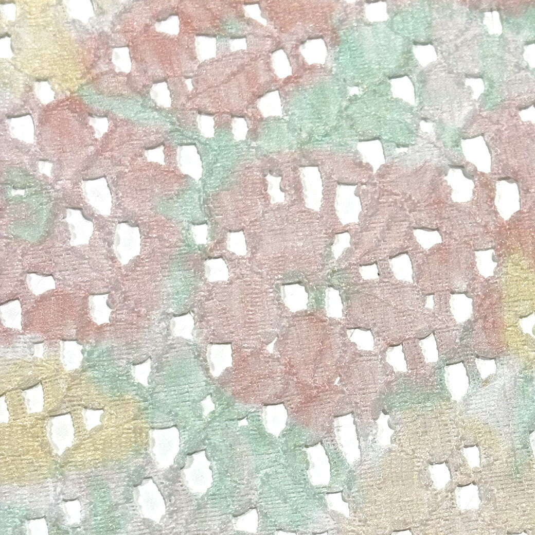 生地 【 ふんわりラッセルレース ピンクベース 】 レース レース生地 刺繍レース 110cm巾 ポリエステル ラッセル編 花柄 フラワー ウエディング インテリア ドレス ブラウス スカート カーテン テーブルクロス 手芸 ハンドメイド Textile World TOA