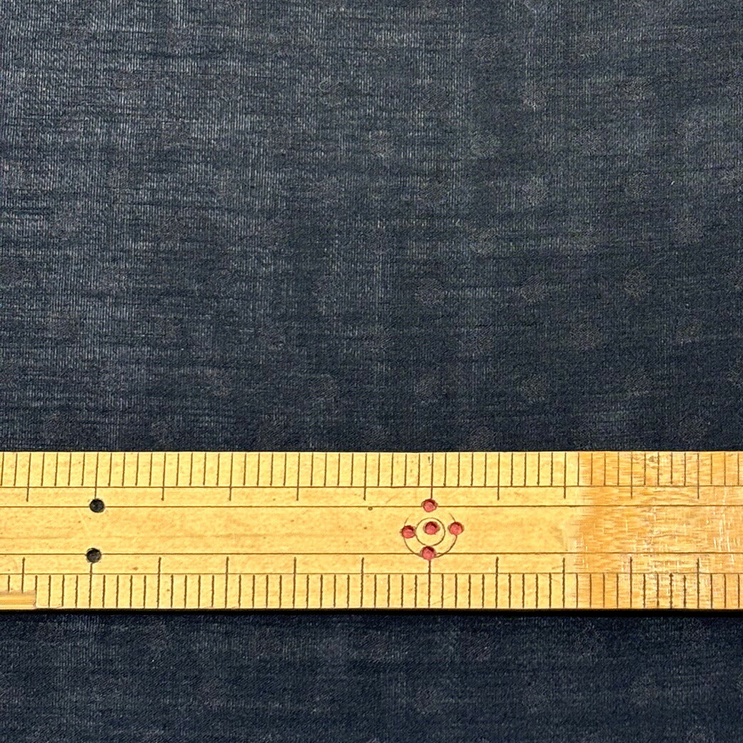 生地 【 エンボス加工 ドット織 黒 】 ドット柄 水玉 薄手 シアー 透け感 114cm巾 コットン 綿混生地 ポリエステル ワンピース シャツ ブラウス バッグ ポーチ 巾着 ベッドシーツ スモック カーテン インテリア