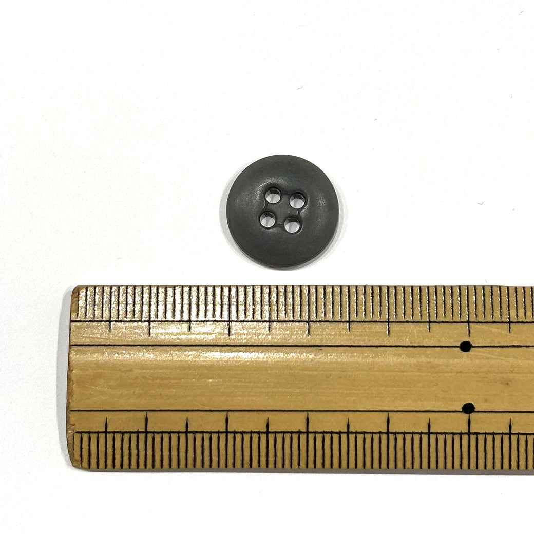 ボタンまとめ売り 【 四つ穴ボタン グレーD 15mm 約1000個入 】 4つ穴 ボタン