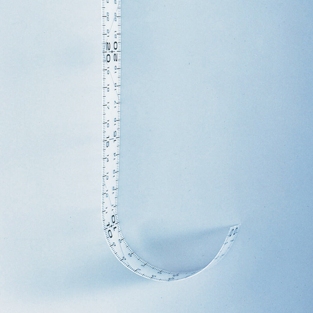 【 クロバー 曲線用定規 30cm 25-055 】 曲線定規 定規 ものさし 30センチものさし カーブ カーブ曲線 柔軟性 曲がる 襟ぐり 型紙 型紙製図 柔らかい 製図 型紙作成 線引き 裁断 服つくり 手芸用品 裁縫道