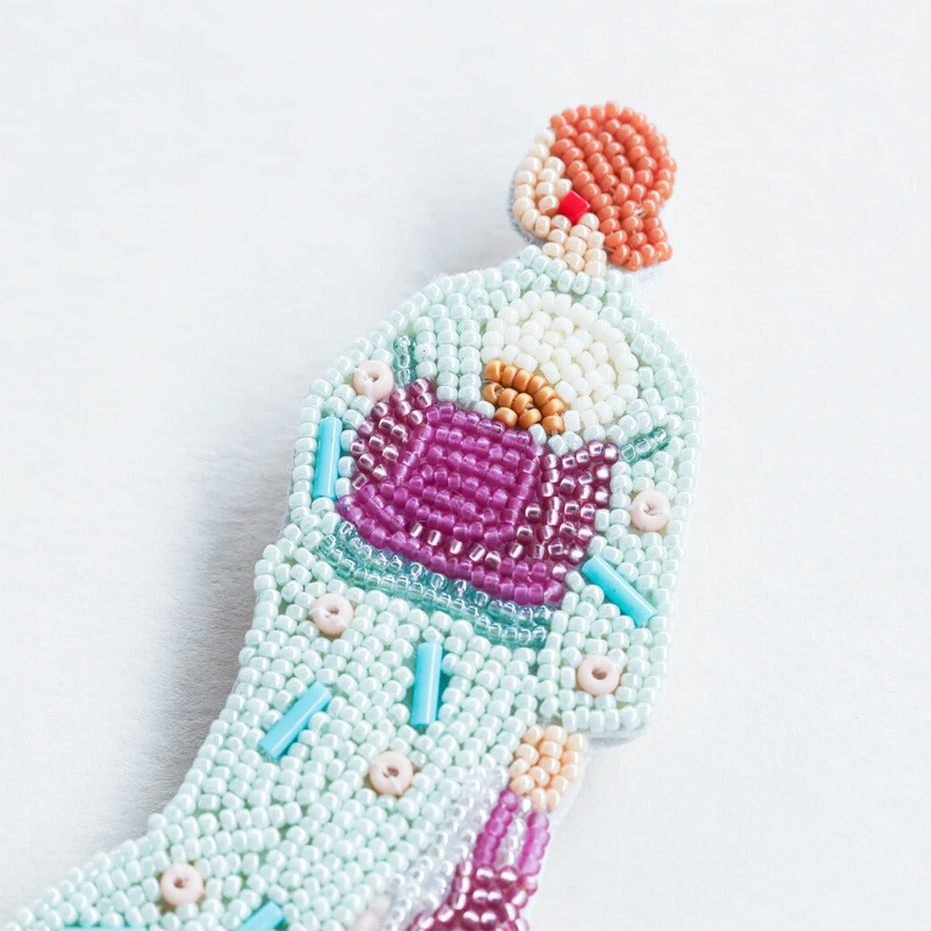 【 MIYUKI おでかけブローチ 浴衣 】 刺しゅうキット ブローチ ビーズ刺繍 刺しゅう ビーズキット ビーズ 刺繍 おでかけ アクセサリー ミユキ おでかけブローチキット はらぺこブローチキット ビーズ刺繍キット ビーズ刺繍 miyuki お出かけブローチ Textile World TOA<br>