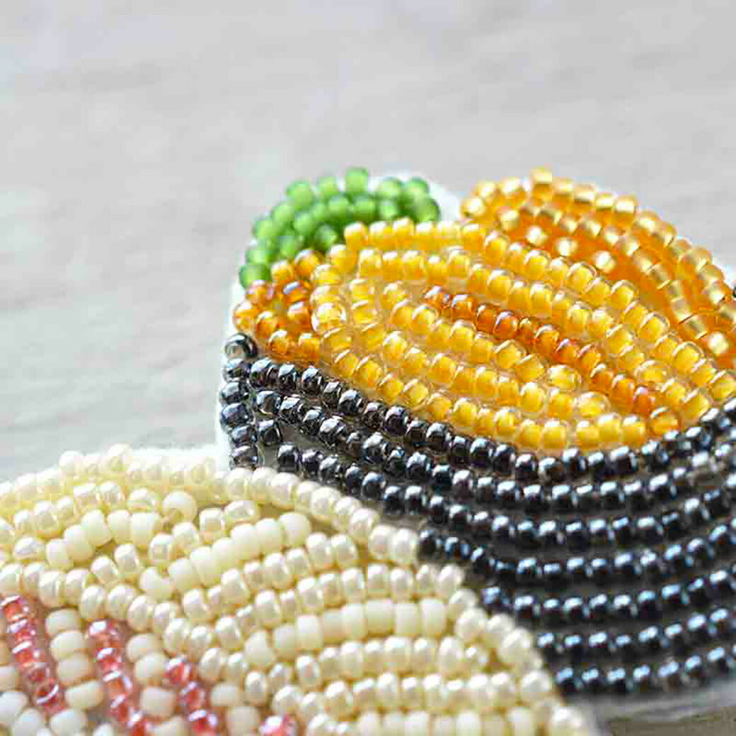 【 MIYUKI はらぺこブローチ 寿司 】 刺しゅうキット ブローチ ビーズ刺繍 刺しゅう ビーズキット ビーズ 刺繍 おでかけ アクセサリー おでかけブローチキット はらぺこブローチキット ビーズ刺繍キット ビーズ刺繍 miyuki お出かけブローチ Textile World TOA<br>