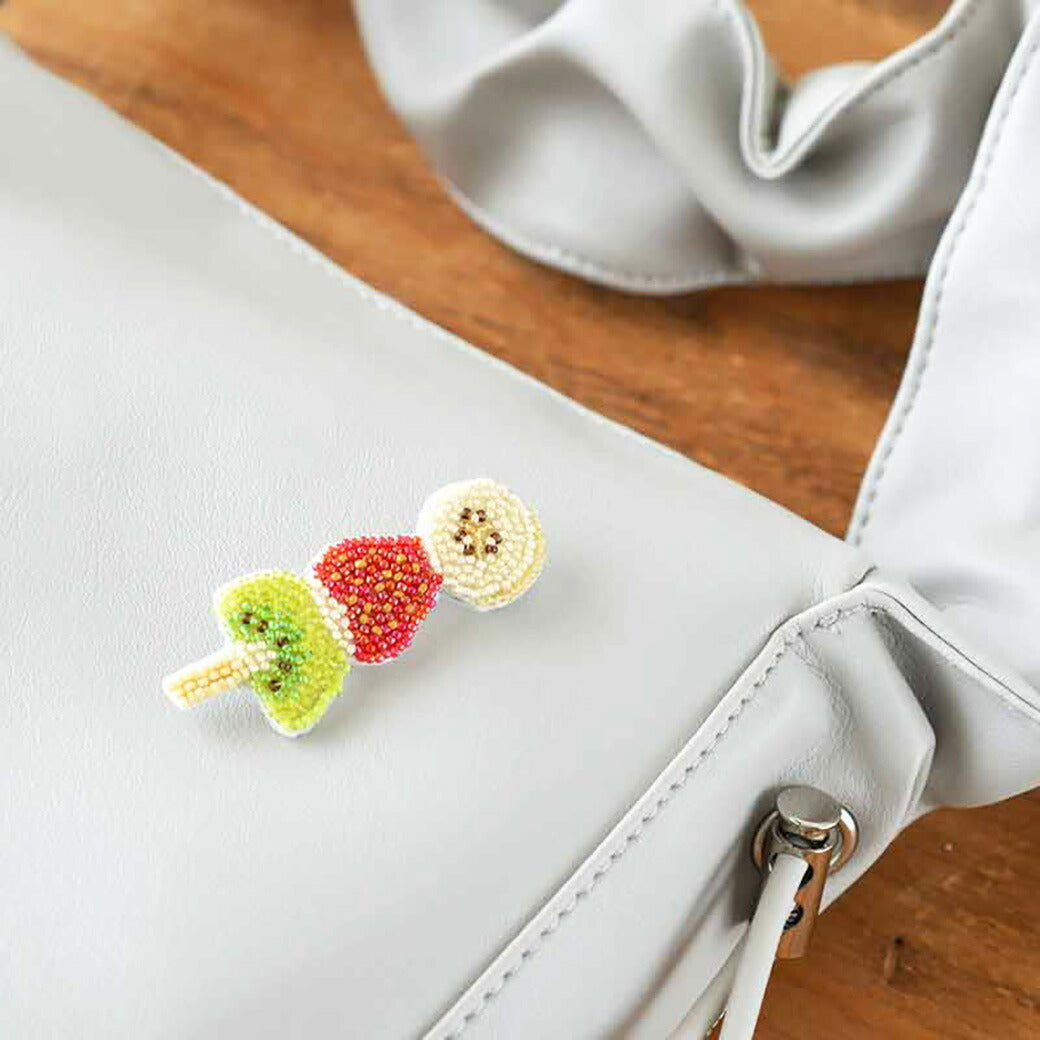 【 MIYUKI はらぺこブローチ フルーツ飴 】 刺しゅうキット ブローチ ビーズ刺繍 刺しゅう ビーズキット ビーズ 刺繍 おでかけ アクセサリー おでかけブローチキット はらぺこブローチキット ビーズ刺繍キット ビーズ刺繍 miyuki お出かけブローチ Textile World TOA<br>