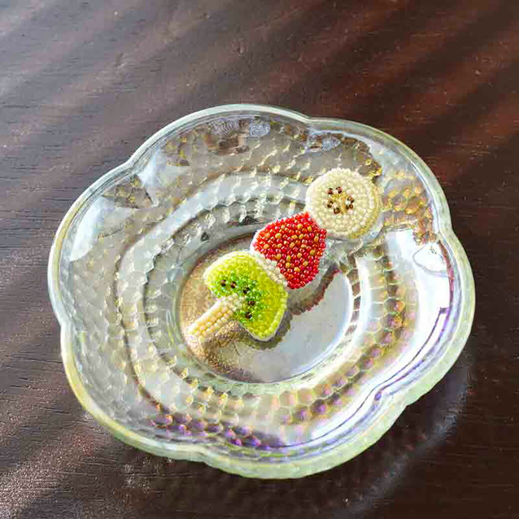 【 MIYUKI はらぺこブローチ フルーツ飴 】 刺しゅうキット ブローチ ビーズ刺繍 刺しゅう ビーズキット ビーズ 刺繍 おでかけ アクセサリー おでかけブローチキット はらぺこブローチキット ビーズ刺繍キット ビーズ刺繍 miyuki お出かけブローチ Textile World TOA<br>