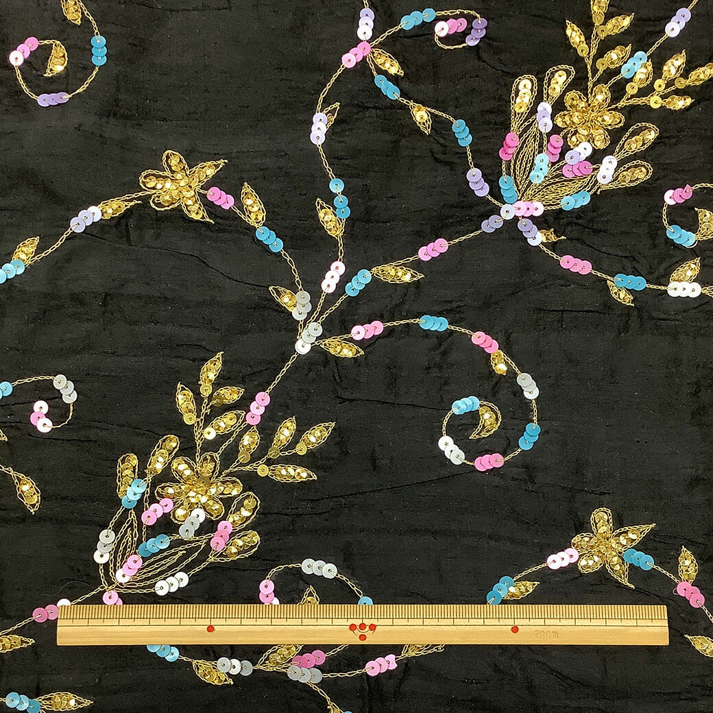 生地 【 シルク スパンコール ブラック 】 インドシルク 正絹 本絹 シルク生地 花柄 刺しゅう 刺繍生地 スパンコール キラキラ 民族衣装 サリー エスニック ベリーダンス アラブ衣装 伝統衣装 チョリ チュニック パンジャビ ダンス衣装 舞台衣装 Textile World TOA