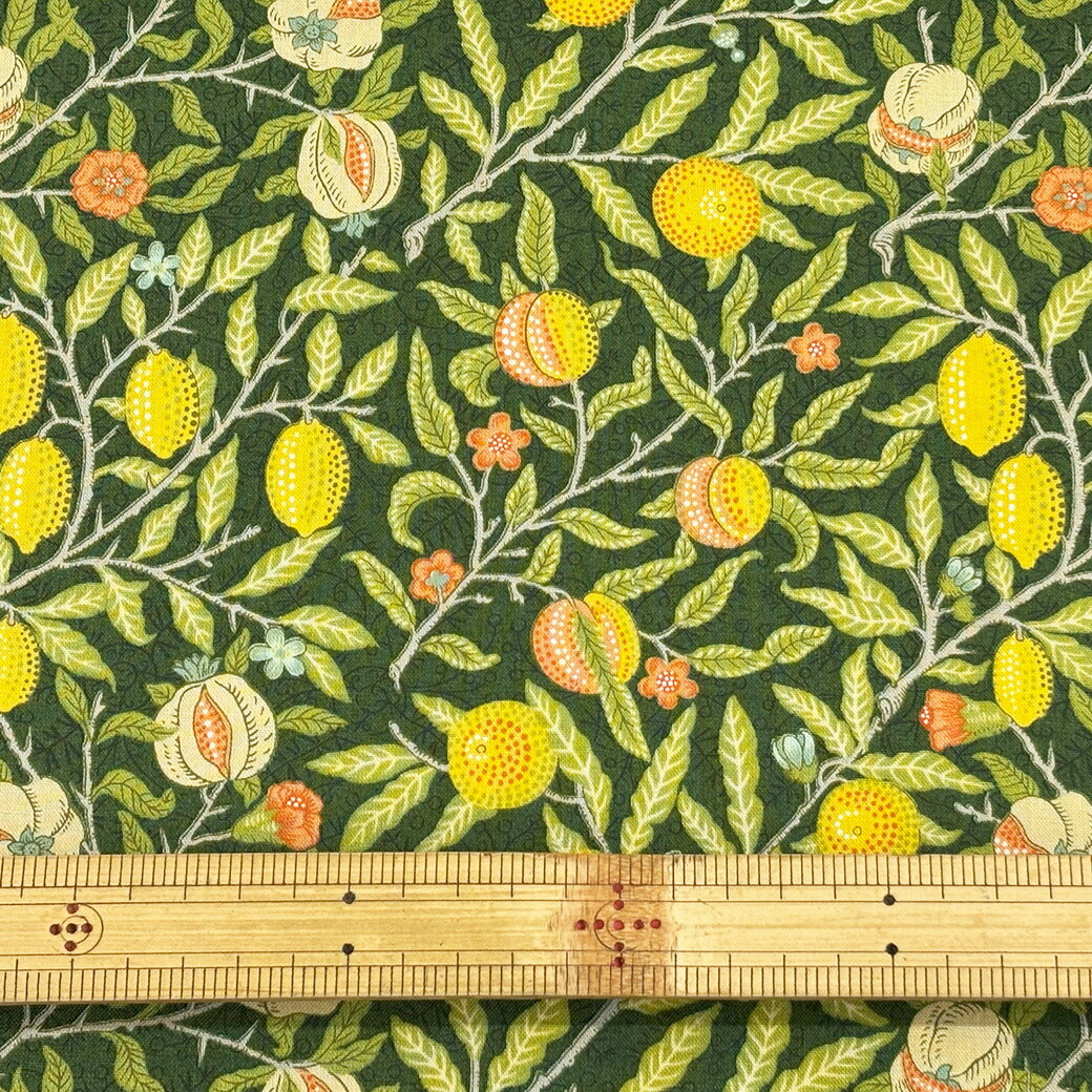 生地 【 V&A Fabric Collection フルーツ エバーグリーン 】 シーチング 110cm巾 コットン 綿100% 薄手