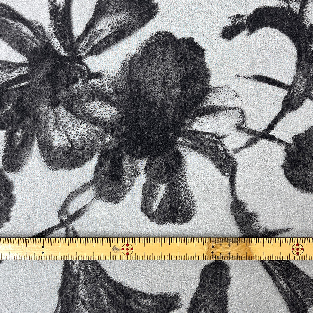生地 【 梨地オーガンプリント 黒 】 オーガンジー生地 115cm巾 ポリエステル 凹凸 花柄 植物 薄手