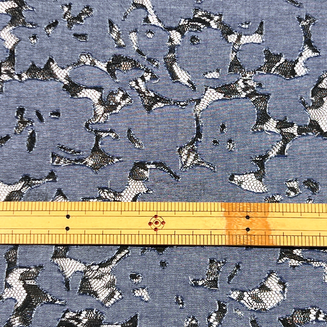 生地 【 コットン型押しレース スカイ×黒 】 110cm巾 レース生地 型押し生地 綿ポリレース 花柄レース
