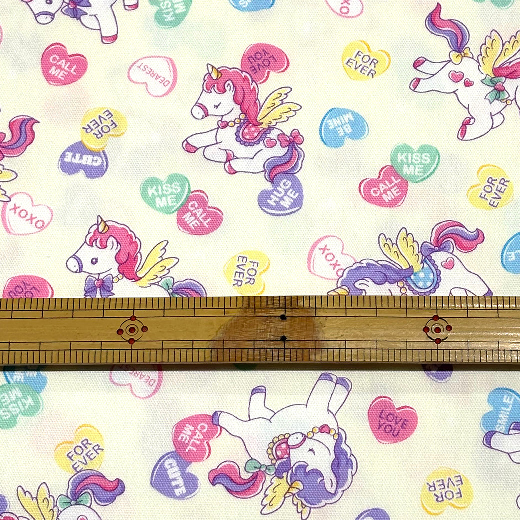 ユニコーン柄の生地