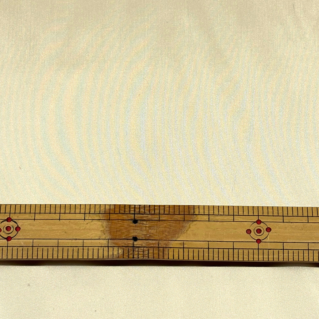 ベンベルグタフタ生地