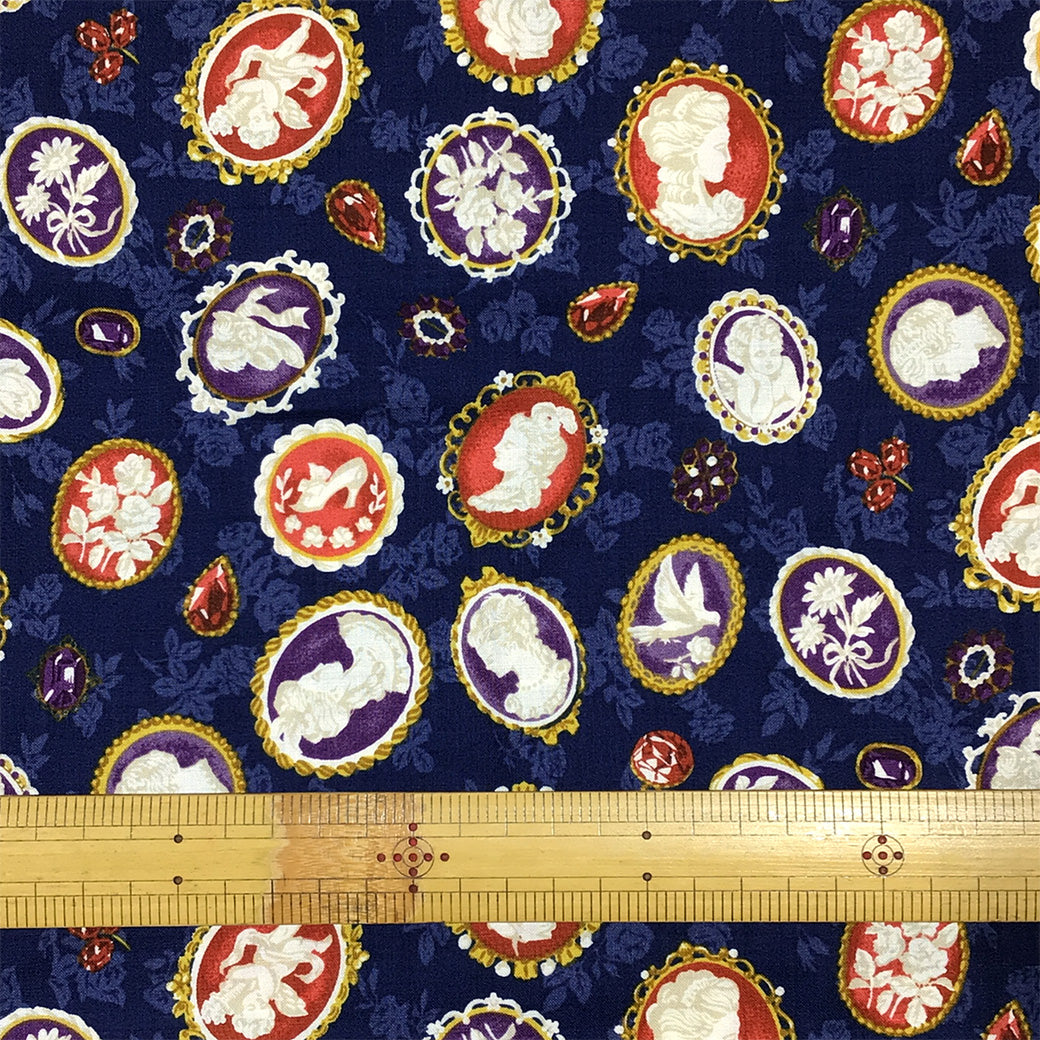 生地 【 QUILT GATE 西欧チャーム 紺 】 キルトゲイト シーチング生地 108cm巾 貴婦人 マリーアントワネット カメオ ジュエル 西欧風 国産 綿プリント
