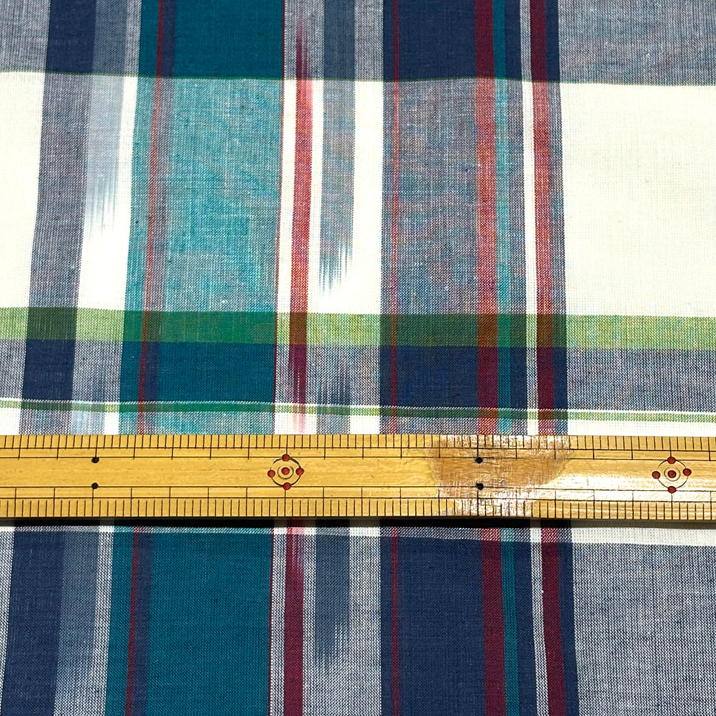 生地 【 インド綿マドラスチェック イカットターコイズ×ネイビー 】 108cm巾 綿100％ ikat チェック生地 コットンチェック 先染め