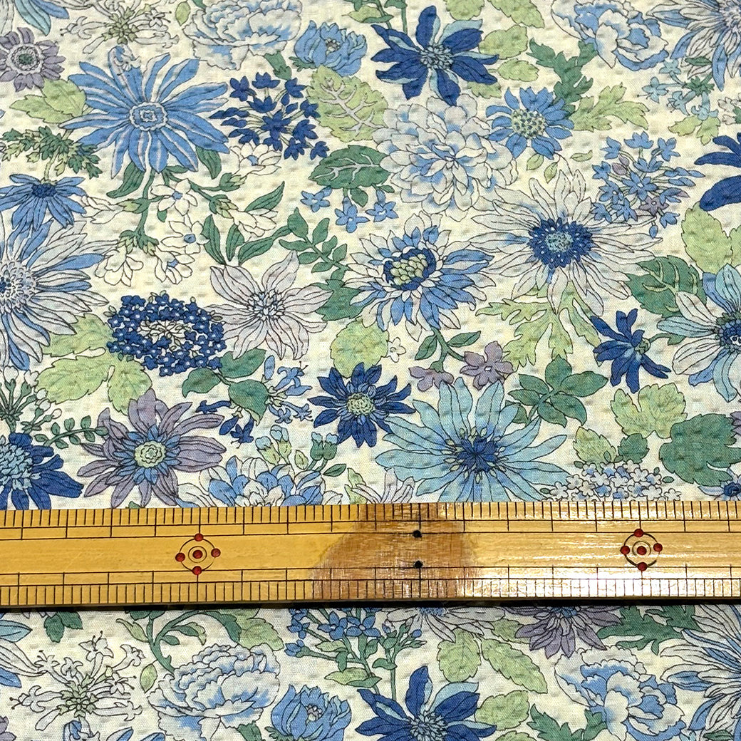 生地 【 花柄リップル 白青系 】 110cm巾 リップル生地 綿100％ コットンリップル