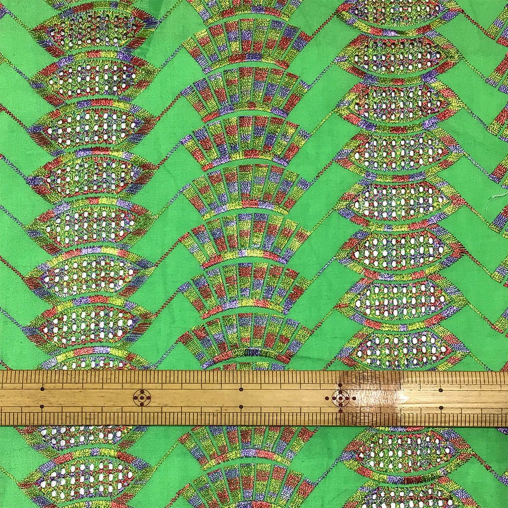 生地 【 刺繍レース トリコグリーン 】 レース生地 103cm巾 刺繍レース 刺しゅう生地 立体レース 透け感レース 幾何学模様