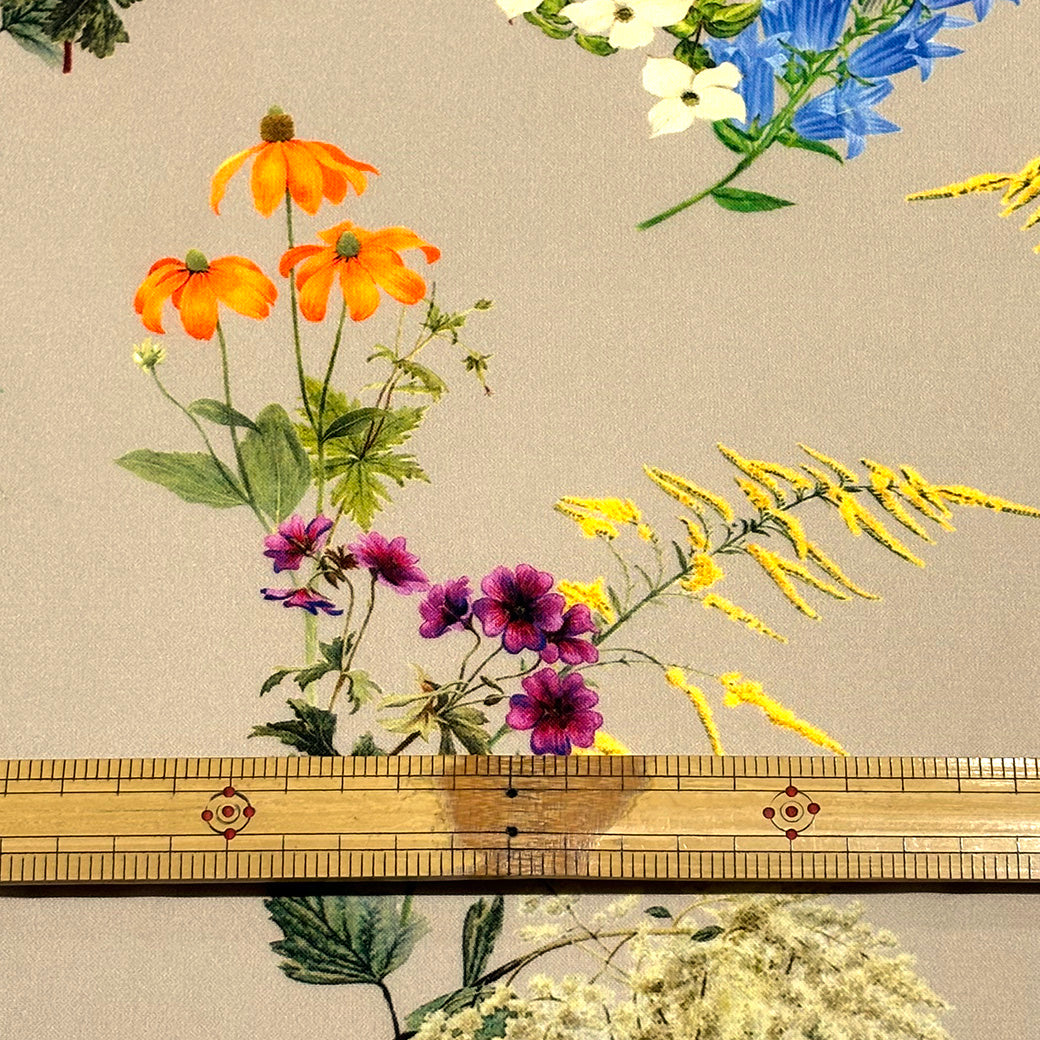 花柄ポリエステルプリント生地