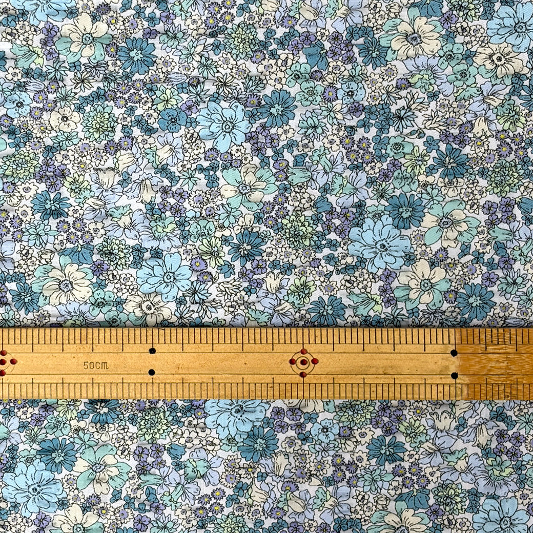 生地 【 リップル 花柄プリント 水色×ターコイズ 】 110cm巾 綿100％ リップル生地 コットンリップル 凹凸生地 サッカー生地 花柄プリント