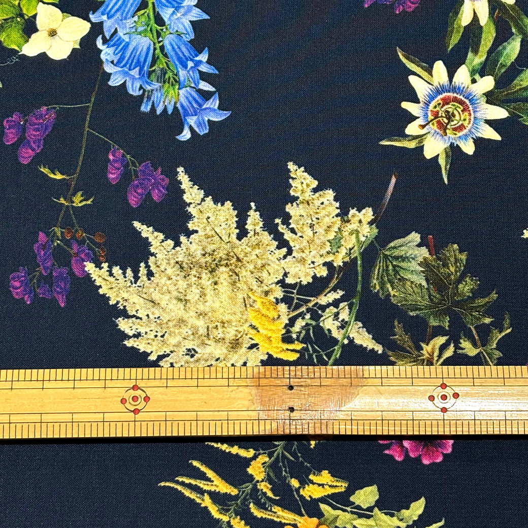 花柄ポリエステルプリント生地