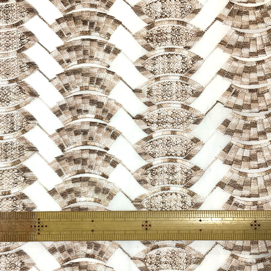 生地 【 刺繍レース ダイヤゴールド 】 レース生地 103cm巾 刺繍レース 刺しゅう生地 立体レース 透け感レース 幾何学模様