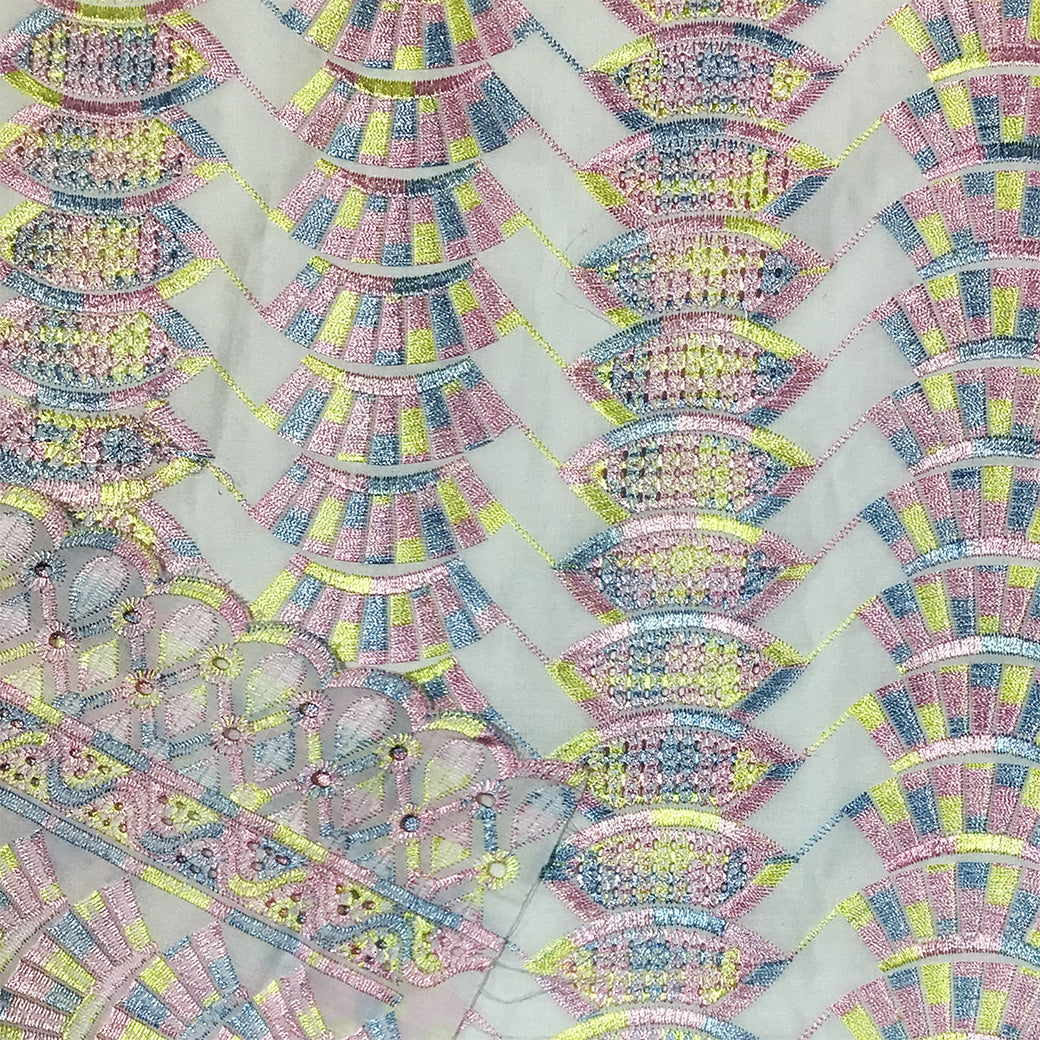 生地 【 刺繍レース ホワイトパステル 】 レース生地 103cm巾 刺繍レース 刺しゅう生地 立体レース 透け感レース 幾何学模様