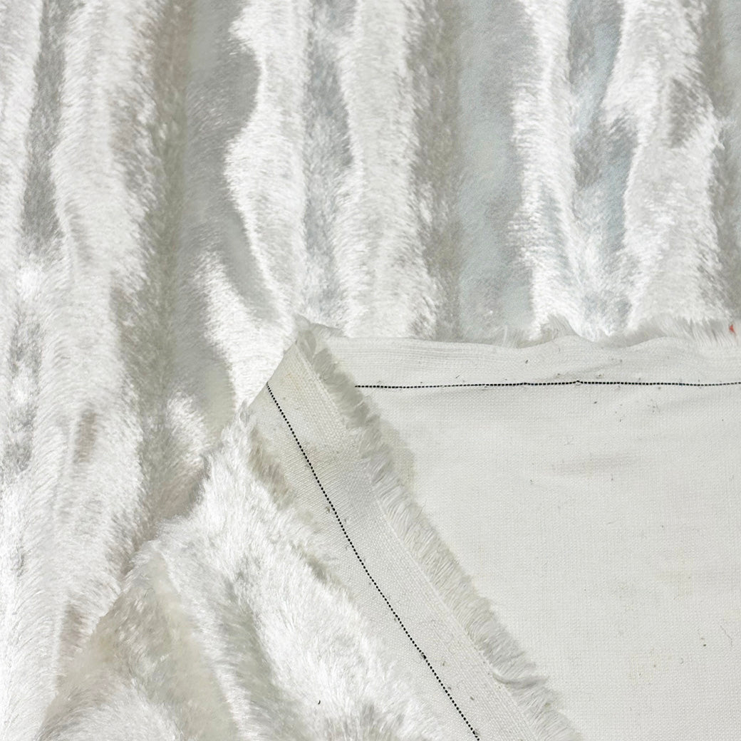 生地 【 シールファー 白 】 ファー生地 フェイクファー シール生地 アニマルシール 137cm巾 なめらか さらさら ふわふわ 模造毛皮 毛短 薄手