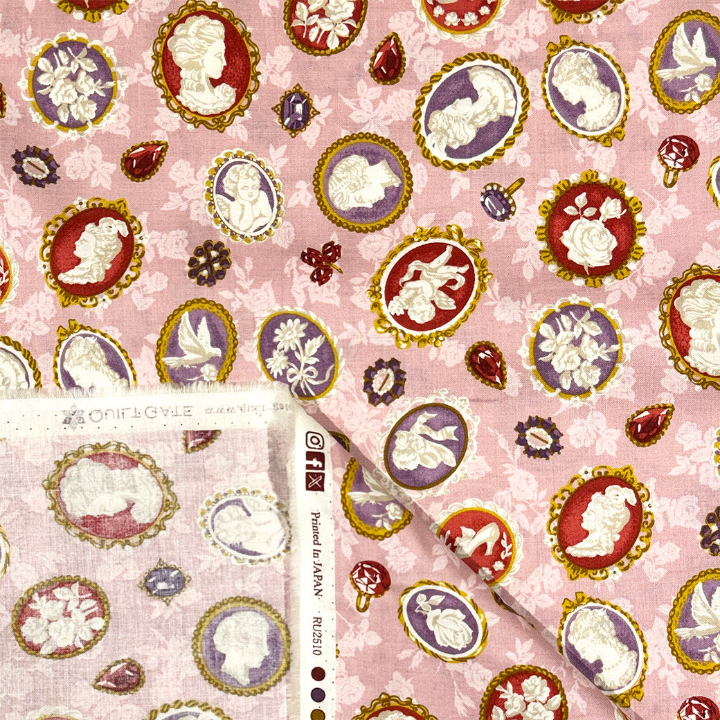 生地 【 QUILT GATE 西欧チャーム ピンク 】 キルトゲイト シーチング生地 108cm巾 貴婦人 マリーアントワネット カメオ ジュエル 西欧風 国産 綿プリント