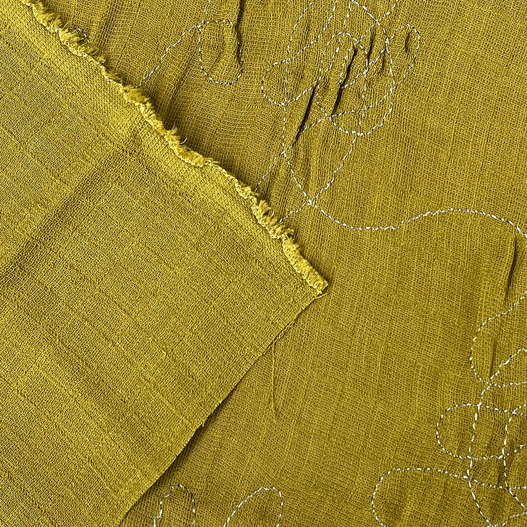 生地 【 二重織 ファージ刺繍 オリーブ 】 110cm巾 二重織生地 刺繍生地 立体刺繍 ポリエステル生地 デザイン生地