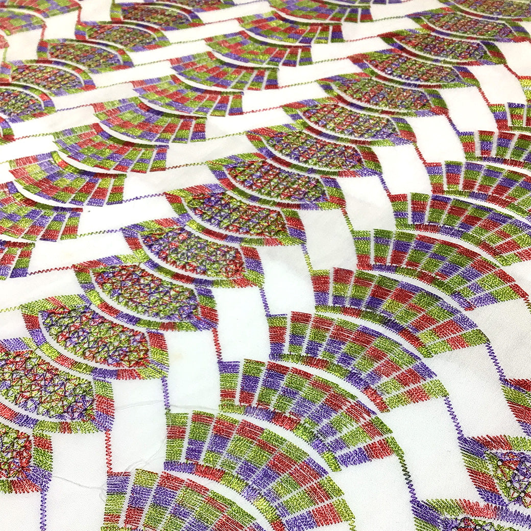 生地 【 刺繍レース エネルギッシュトリコ 】 レース生地 103cm巾 刺繍レース 刺しゅう生地 立体レース 透け感レース 幾何学模様