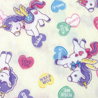 ユニコーン柄の生地