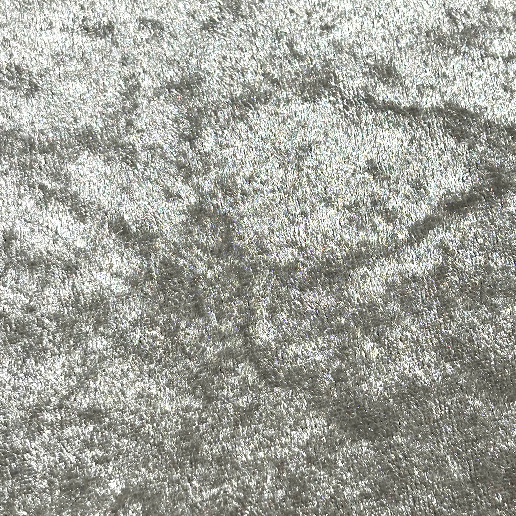 生地 【 クラッシュベロア シルバー 】 ベロア生地 ベルベット 150cm巾 幅広 無地 ポリエステル