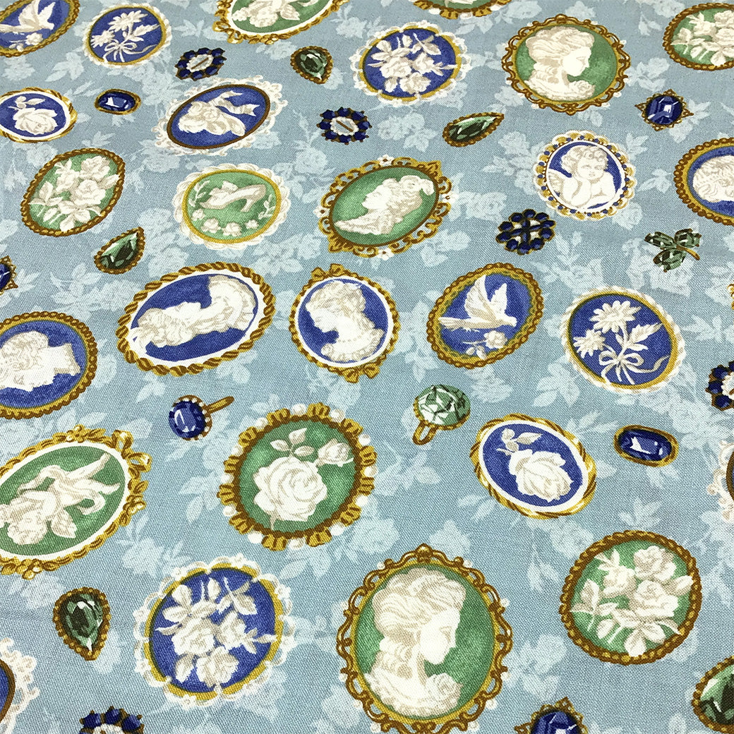 生地 【 QUILT GATE 西欧チャーム スカイ 】 キルトゲイト シーチング生地 108cm巾 貴婦人 マリーアントワネット カメオ ジュエル 西欧風 国産 綿プリント