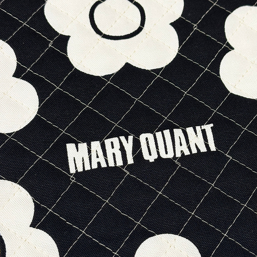 生地 【 MARY QUANT キルティング 黒白 】 マリクワ マリークワント キルティング生地 106cm巾 綿プリント コットン100％ 綿 花柄