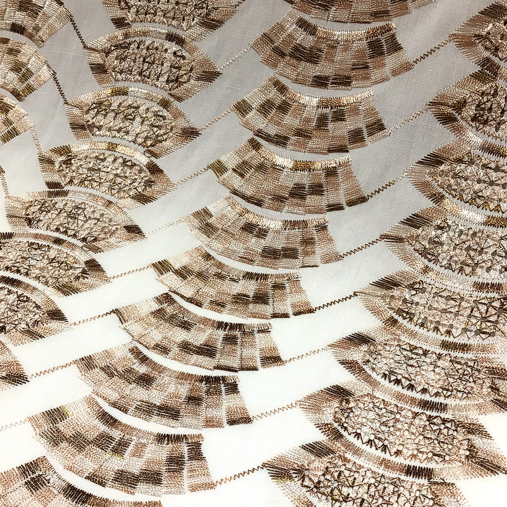 生地 【 刺繍レース ダイヤゴールド 】 レース生地 103cm巾 刺繍レース 刺しゅう生地 立体レース 透け感レース 幾何学模様