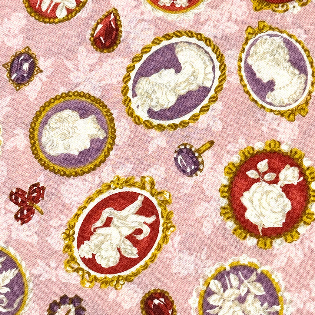 生地 【 QUILT GATE 西欧チャーム ピンク 】 キルトゲイト シーチング生地 108cm巾 貴婦人 マリーアントワネット カメオ ジュエル 西欧風 国産 綿プリント