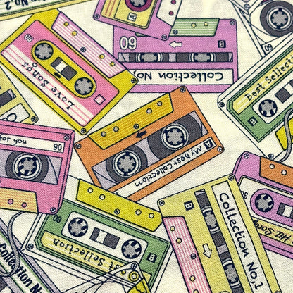カセットテープ柄の生地