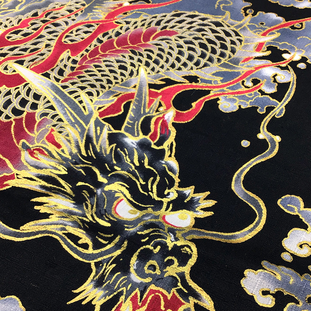 生地 【 和柄ドビー 金 龍 黒 】ドビー生地 112cm巾 綿100％ 和柄生地 金彩 龍 龍柄 和柄 和調プリント