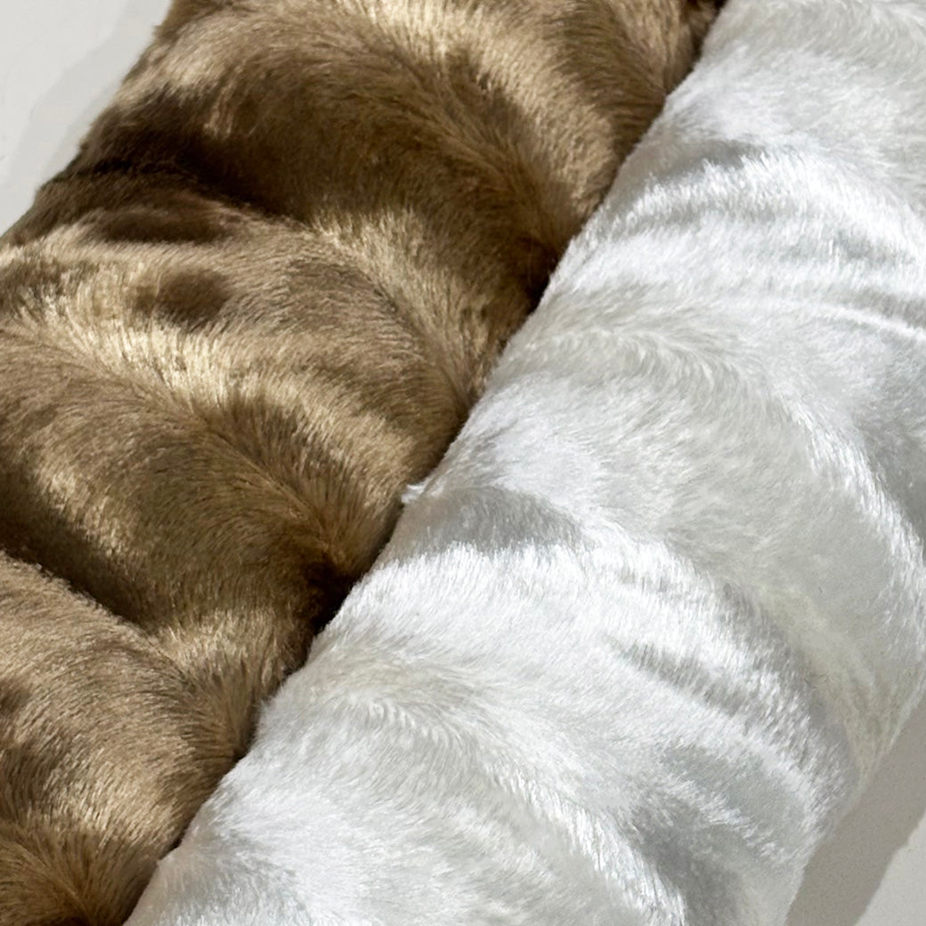 生地 【 シールファー ゴールド 】 ファー生地 フェイクファー シール生地 アニマルシール 137cm巾 なめらか さらさら ふわふわ 模造毛皮 毛短 薄手