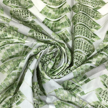 生地 【 刺繍レース ミントグリーン 】 レース生地 103cm巾 刺繍レース 刺しゅう生地 立体レース 透け感レース 幾何学模様