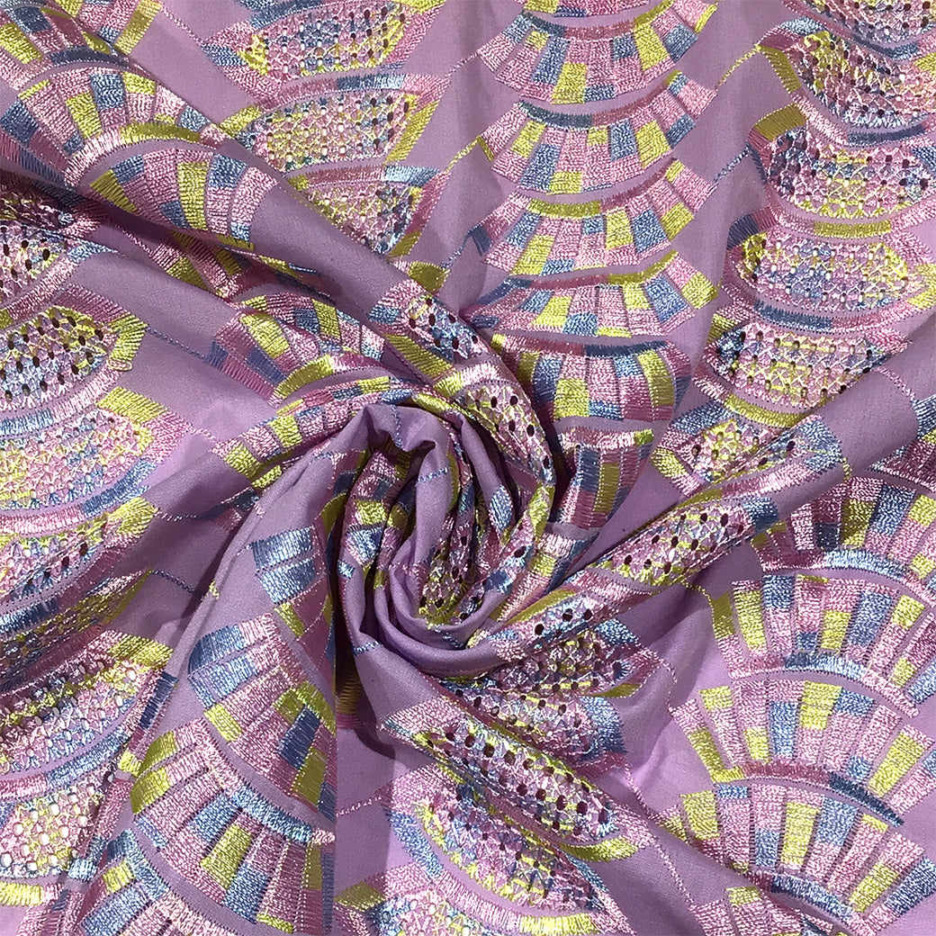 生地 【 刺繍レース パステルピンク 】 レース生地 103cm巾 刺繍レース 刺しゅう生地 立体レース 透け感レース 幾何学模様