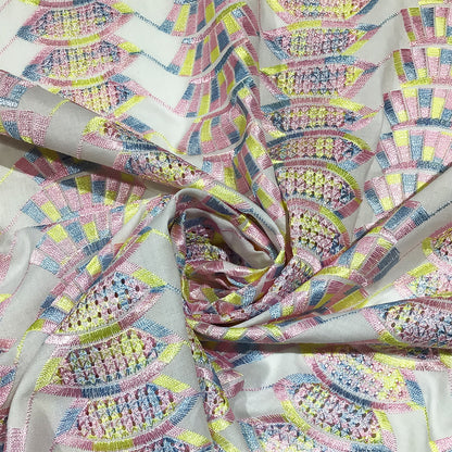 生地 【 刺繍レース ホワイトパステル 】 レース生地 103cm巾 刺繍レース 刺しゅう生地 立体レース 透け感レース 幾何学模様