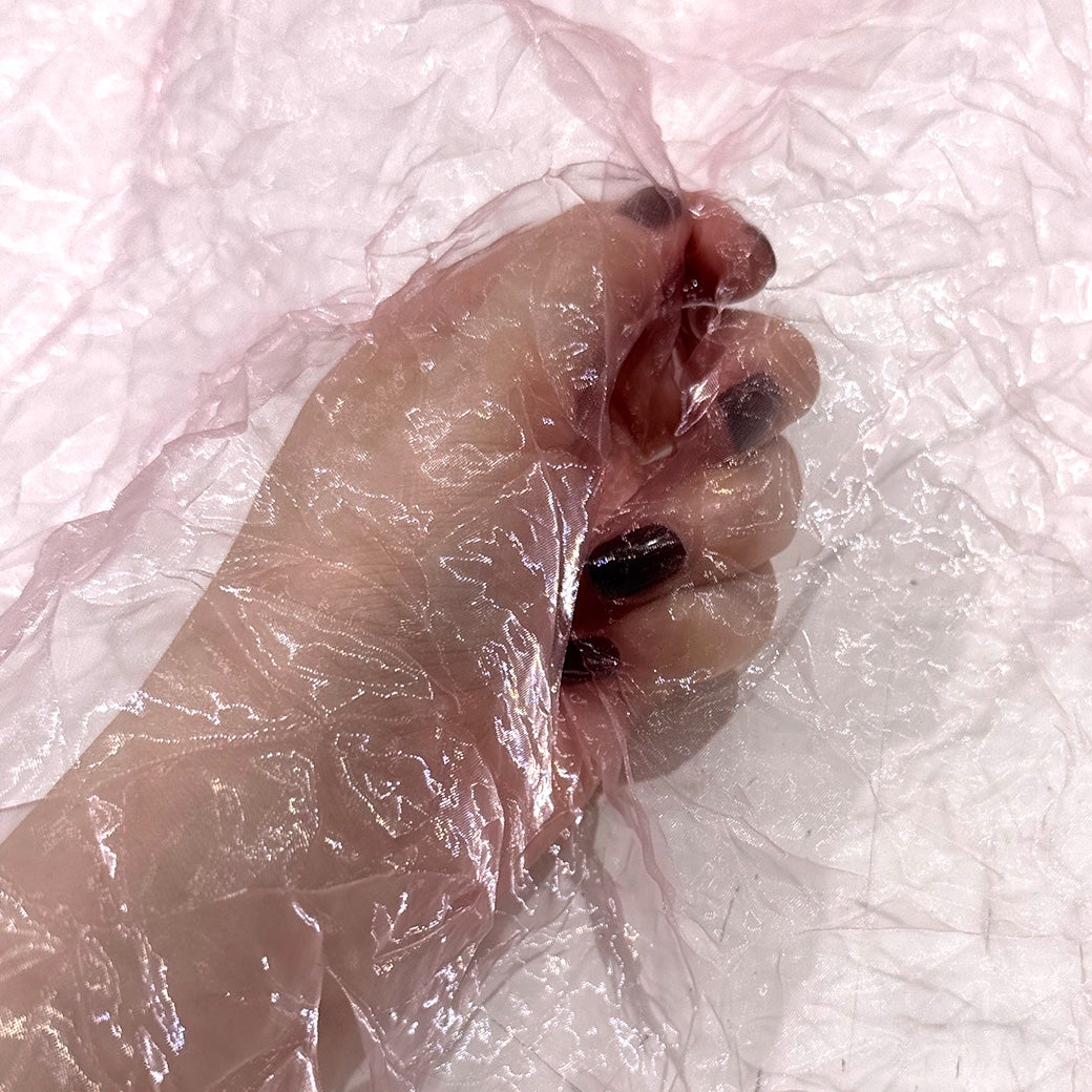 生地 【 クラッシュオーガンジー ピンク 】 138cm巾 オーガンジー生地 シワ加工オーガンジー しわ感生地 透け感生地