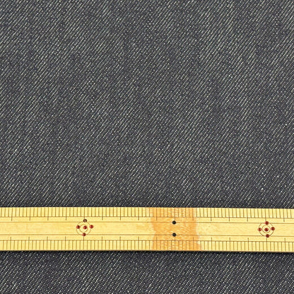 生地 【 KUROKI セルヴィッチデニム インディゴ 21オンス 巾82cm 】 一反 巻き売り デニム 綿100％ コットン エプロン キャップ バッグ スマホケース シューズ ワンピース レディース メンズ 一反販売 大容量 厚手 厚め ジーンズ ジーパン ジージャン Textile World TOA