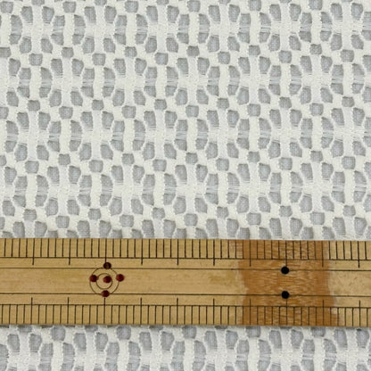 生地 【 ジオメトリックレース クリーム 】 レース生地 刺繍生地 透かし生地 レース刺繍 幾何学模様 衣装生地 ブラウス シャツ ドレス衣装 白色 クリーム ダンス生地 ダンス衣装 コスプレ コスプレ衣装 発表会 コンクール 推し活 ナチュラル シンプルTextile World TOA